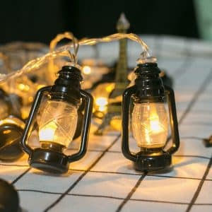 Luminous garland motif oil lamp