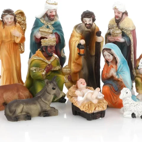 11-piece multicolour nativity figures in resin, up to 7.1 cm tall