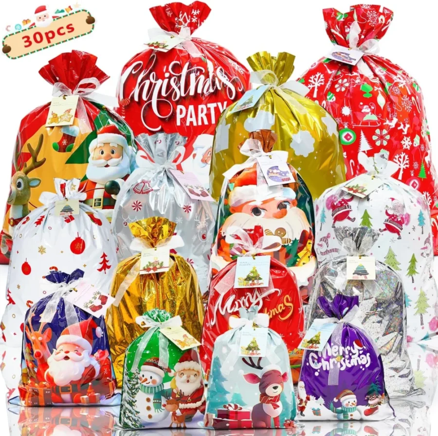 30 foil Christmas gift bags in 4 sizes, with ribbons and cards