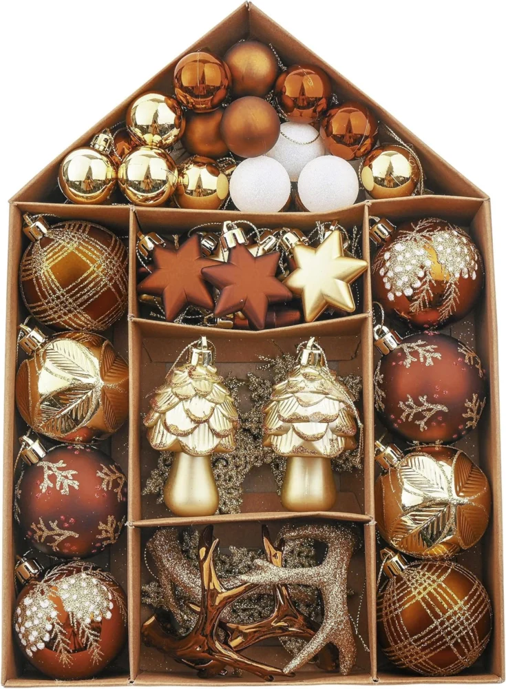 70 woodland baubles in copper and gold, 3 to 9 cm, with topper
