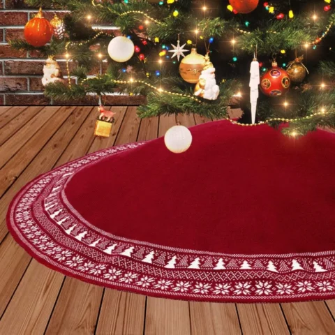 Cable-knit tree skirt, burgundy with snowflake edge, 122 cm