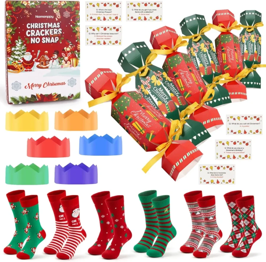 Christmas crackers with socks, paper hats and jokes, set of 6