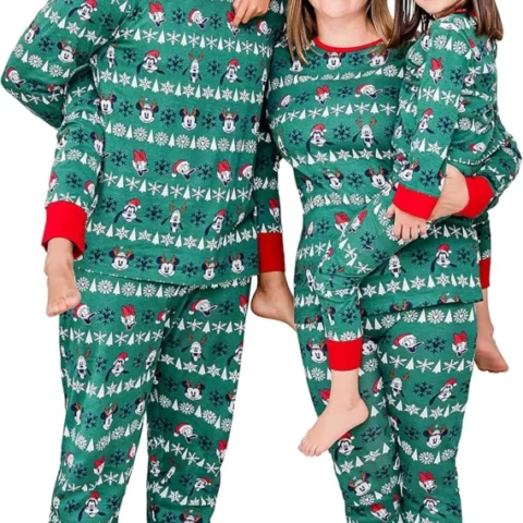 Disney Mickey, Minnie and Friends family Christmas pyjama set