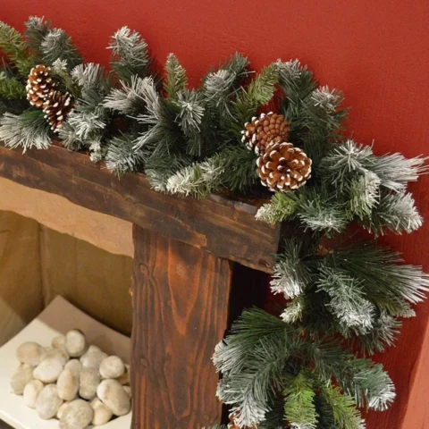 Frosted garland with snow tips and pine cones, 270 cm x 25 cm