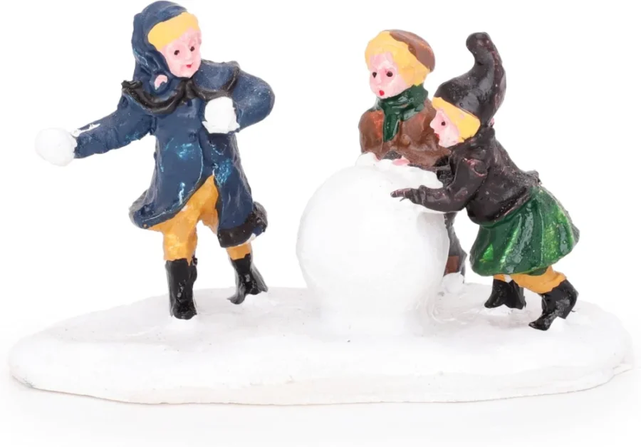 Mini resin snowball builder figurine for a Christmas scene, 7.6 cm