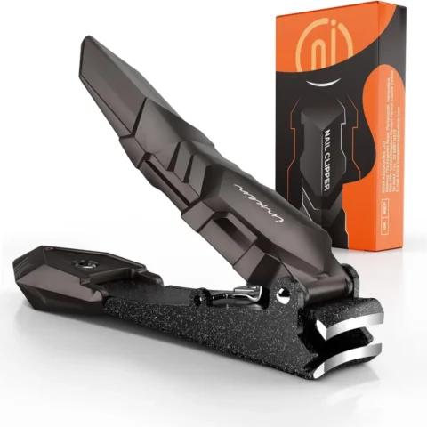 One-piece nail clippers with a catch slot, black, large
