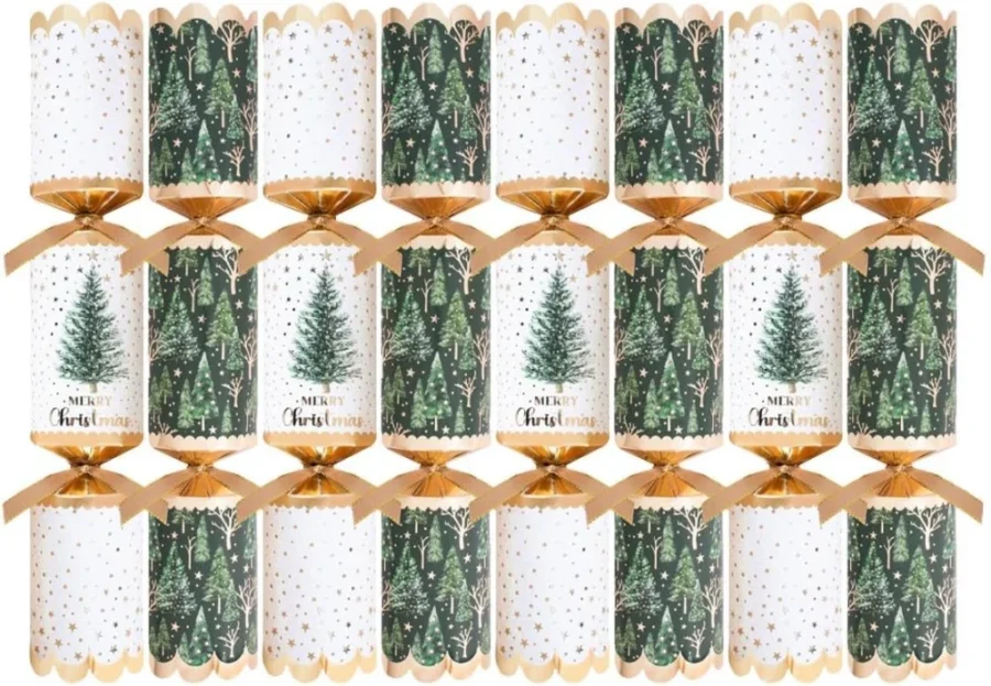 Pack of 8 tree design Christmas crackers with place cards