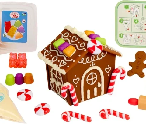 Pretend play gingerbread house kit with 22 accessories, not edible