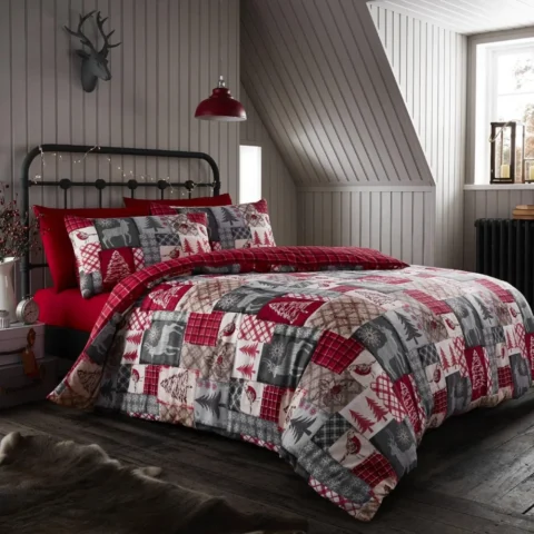 Red patchwork double reversible duvet cover set with 2 pillowcases