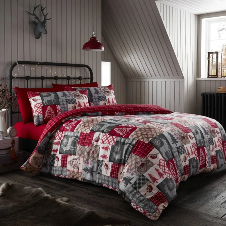 Red patchwork double reversible duvet cover set with 2 pillowcases