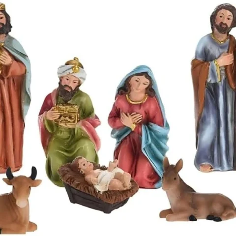 Traditional ceramic nativity set with 9 freestanding figures