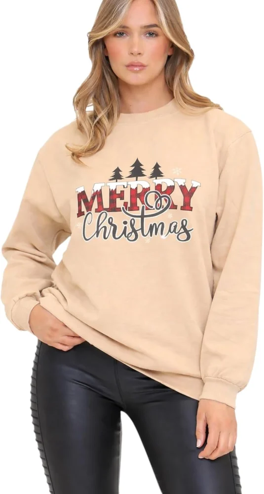 Women’s oversized Merry Christmas tree sweatshirt, UK sizes 8 to 14